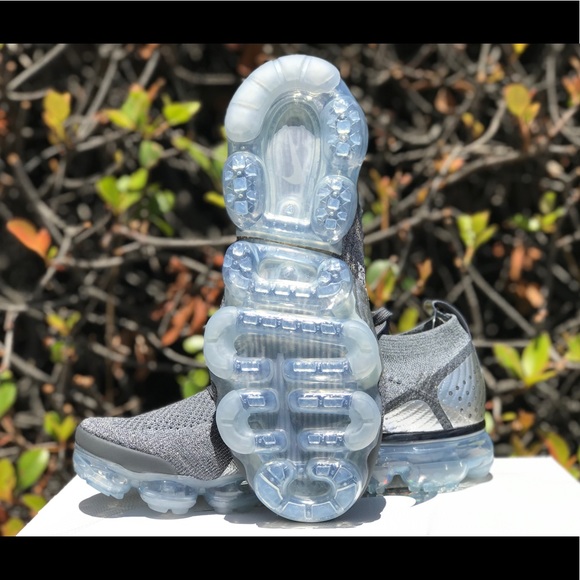 Nike Air Vapormax Flyknit 2 - Picture 5 of 5